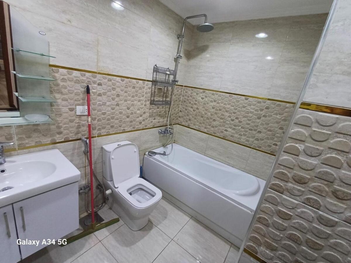 Apartamento شقه علي النيل View كامل للنيل وبرج القاهره El Cairo