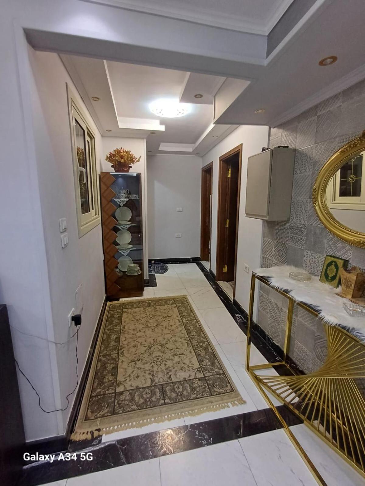 شقه علي النيل View كامل للنيل وبرج القاهره * El Cairo